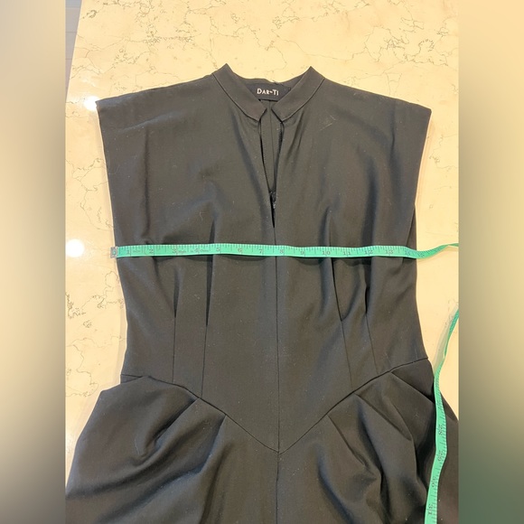 Dar-Ti elegant black dress, knee length, size small - Picture 11 of 12